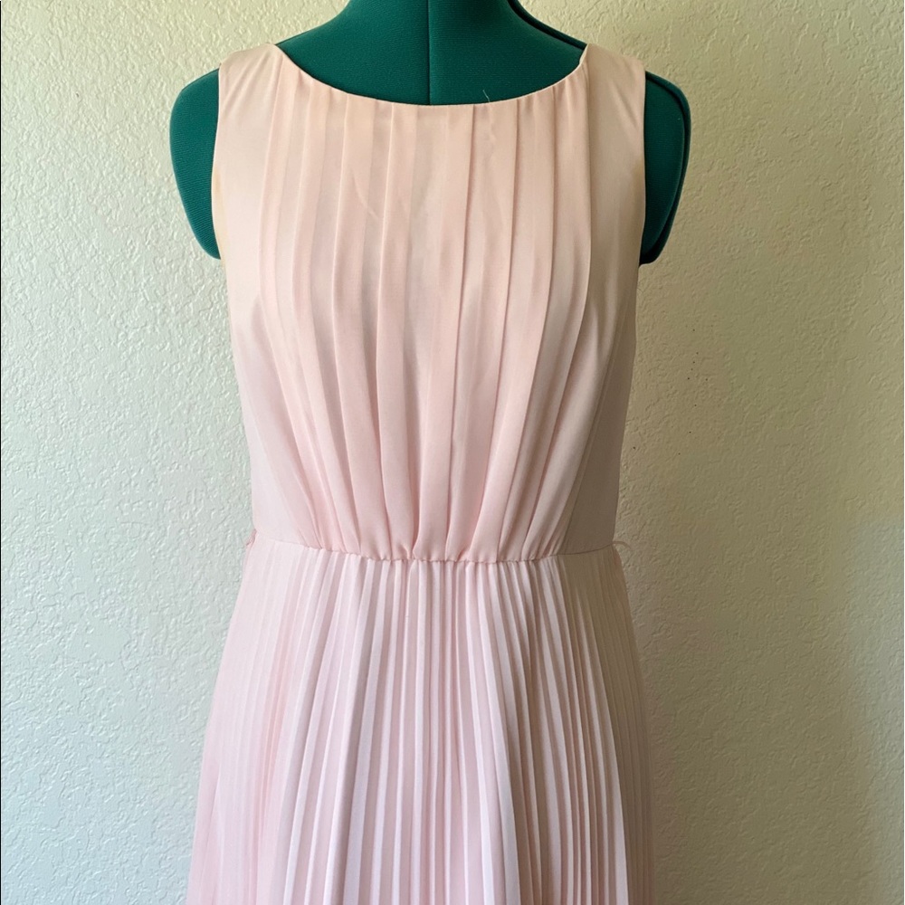 SOLDWhite House Black Market Blush Dress - Picture 2 of 8